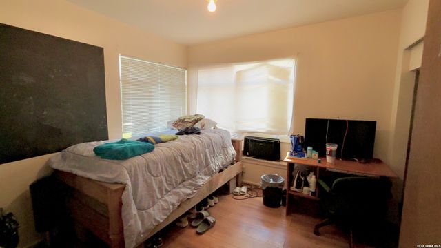106 Cyril, San Antonio, TX 78218