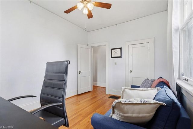 1716 Elizabeth Avenue, Winston-salem, NC 27103