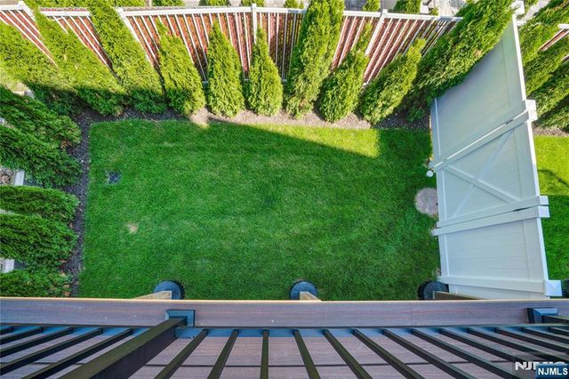 1524 11th Street, Fort Lee, NJ 07024