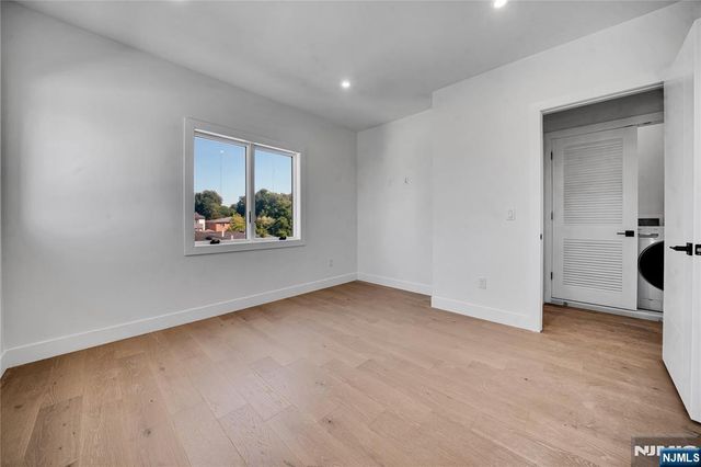 1524 11th Street, Fort Lee, NJ 07024