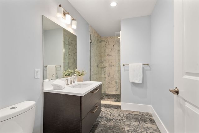 10 St George Street 406, Boston, MA 02118