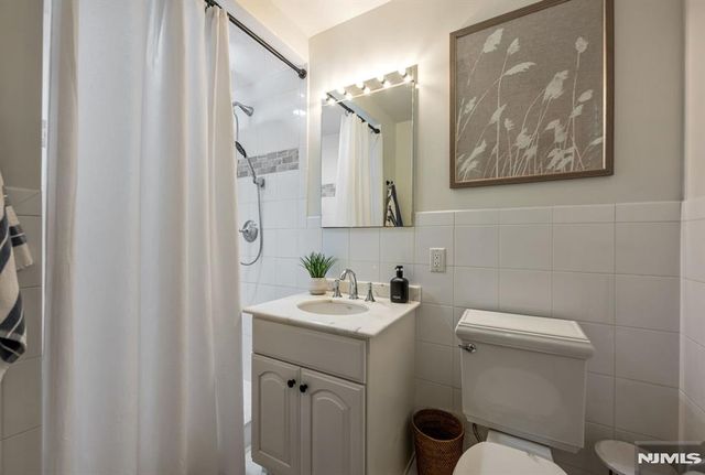 611 Wishing Well Road, Wyckoff, NJ 07481