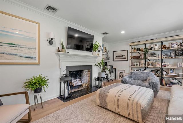 611 Wishing Well Road, Wyckoff, NJ 07481