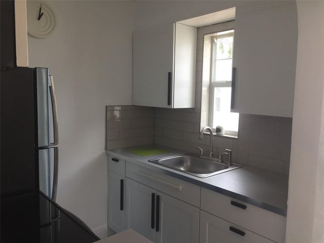 1933 Dewey Street, Hollywood, FL 33020