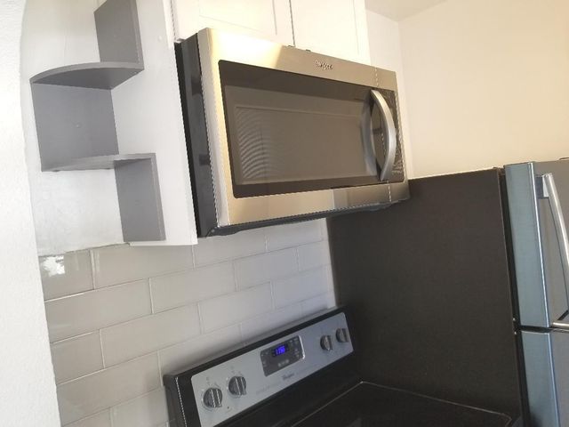 1933 Dewey Street, Hollywood, FL 33020