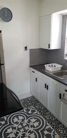 1933 Dewey Street, Hollywood, FL 33020