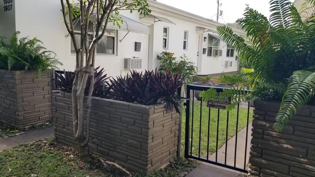 1933 Dewey Street, Hollywood, FL 33020