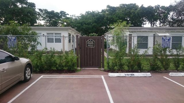 1933 Dewey Street, Hollywood, FL 33020