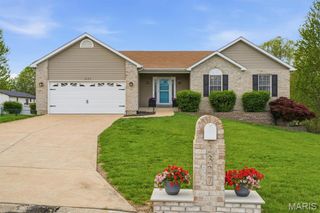 2327 Pebble Creek Drive, High Ridge, MO 63049
