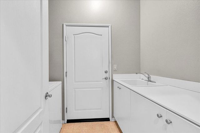 2590 Windmill Way, Palm Springs, CA 92262