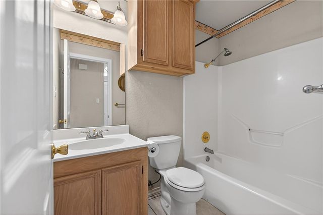 15314 Sabre Dr, Corpus Christi, TX 78418