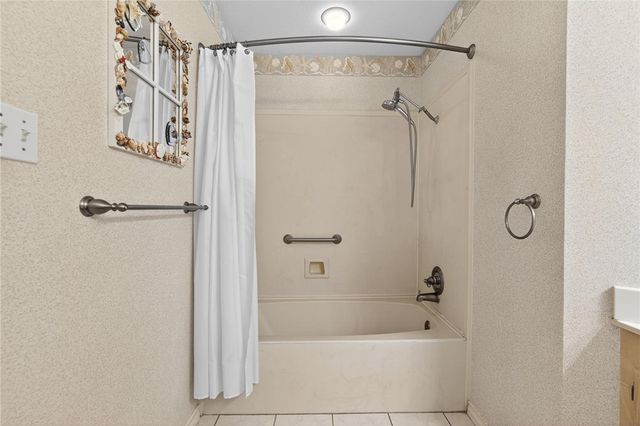 15314 Sabre Dr, Corpus Christi, TX 78418