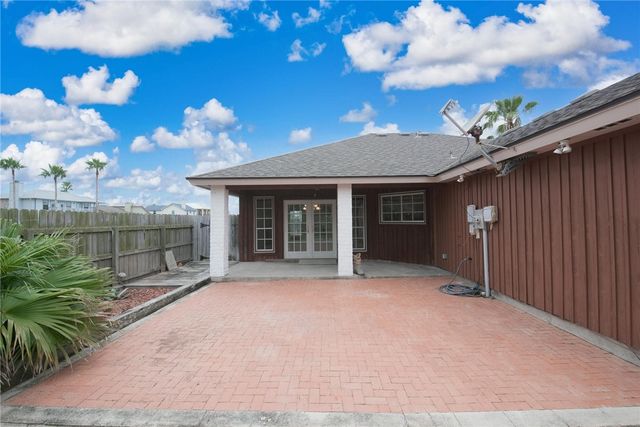 15314 Sabre Dr, Corpus Christi, TX 78418