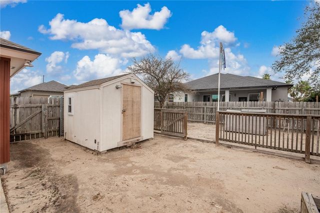 15314 Sabre Dr, Corpus Christi, TX 78418