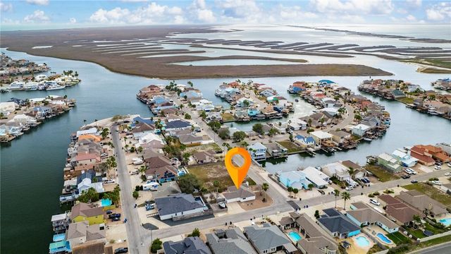 15314 Sabre Dr, Corpus Christi, TX 78418