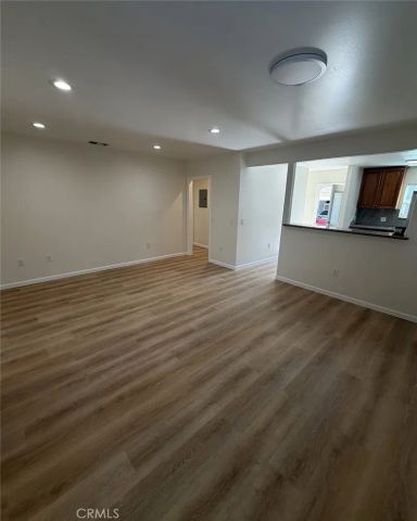 1038 Western Avenue B, Glendale, CA 91201