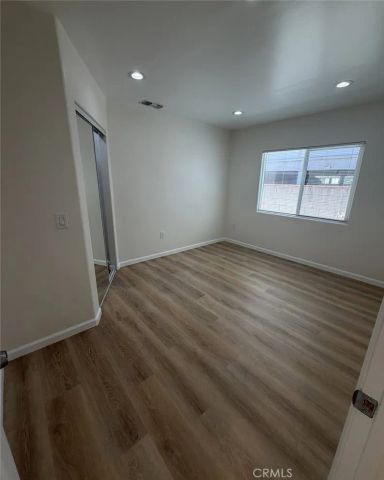 1038 Western Avenue B, Glendale, CA 91201