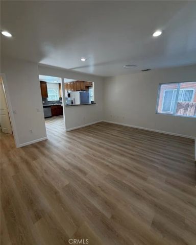 1038 Western Avenue B, Glendale, CA 91201