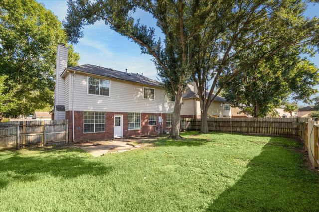 2915 Colonel Court Drive, Richmond, TX 77406