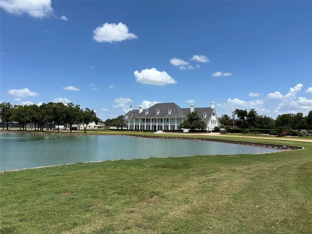 2915 Colonel Court Drive, Richmond, TX 77406