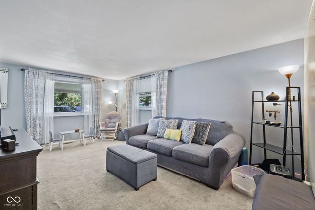 4634 N Sadlier Drive, Indianapolis, IN 46226