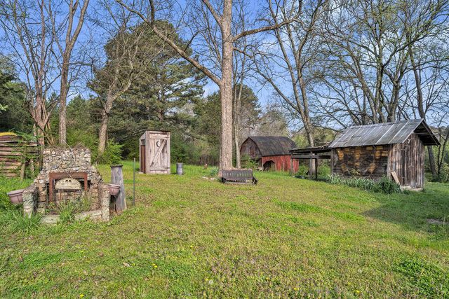 550 Osburn Rd, Chickamauga, GA 30707