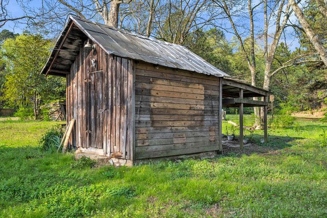 550 Osburn Rd, Chickamauga, GA 30707