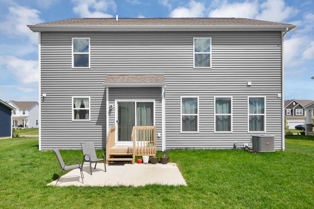 1688 Longhill Drive, Delaware, OH 43015