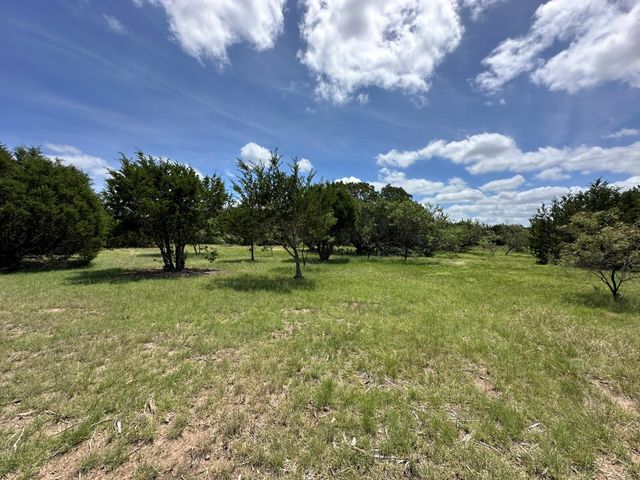 251 StarGazer DR, Lampasas, TX 76550