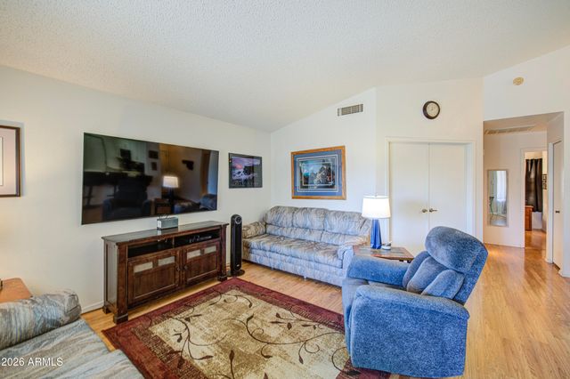 6552 S SAWGRASS Drive, Chandler, AZ 85249