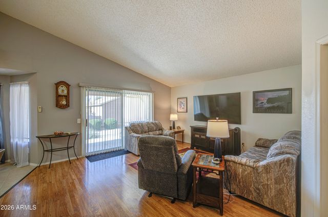 6552 S SAWGRASS Drive, Chandler, AZ 85249