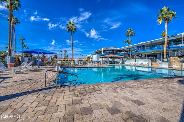 6552 S SAWGRASS Drive, Chandler, AZ 85249