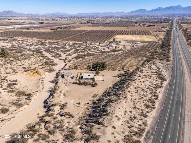 201 Squirrel Road, Las Cruces, NM 88007