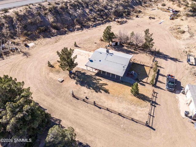 201 Squirrel Road, Las Cruces, NM 88007