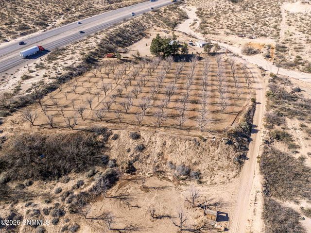 201 Squirrel Road, Las Cruces, NM 88007