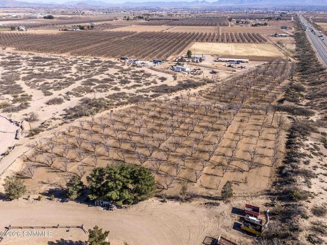 201 Squirrel Road, Las Cruces, NM 88007