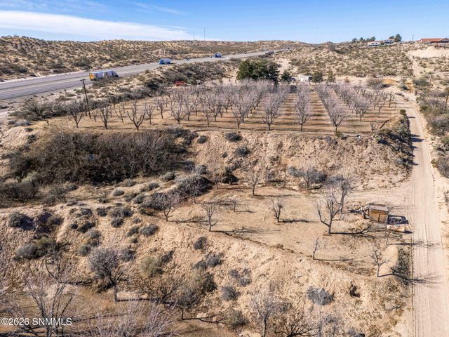 201 Squirrel Road, Las Cruces, NM 88007