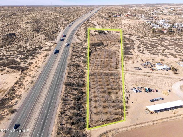201 Squirrel Road, Las Cruces, NM 88007