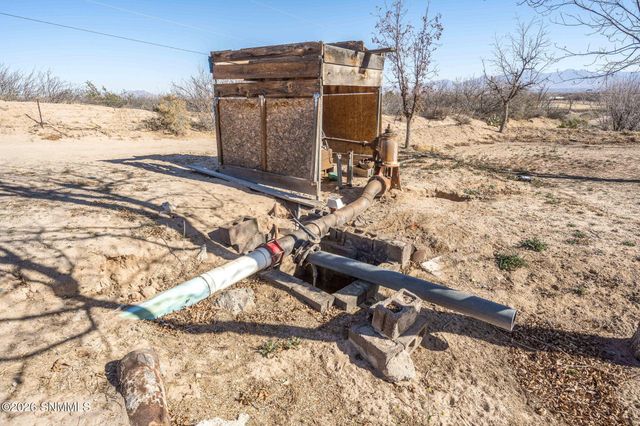 201 Squirrel Road, Las Cruces, NM 88007