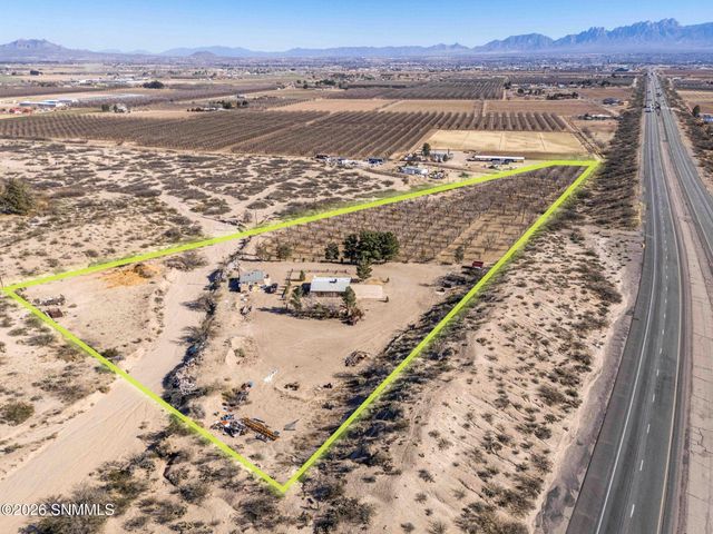 201 Squirrel Road, Las Cruces, NM 88007