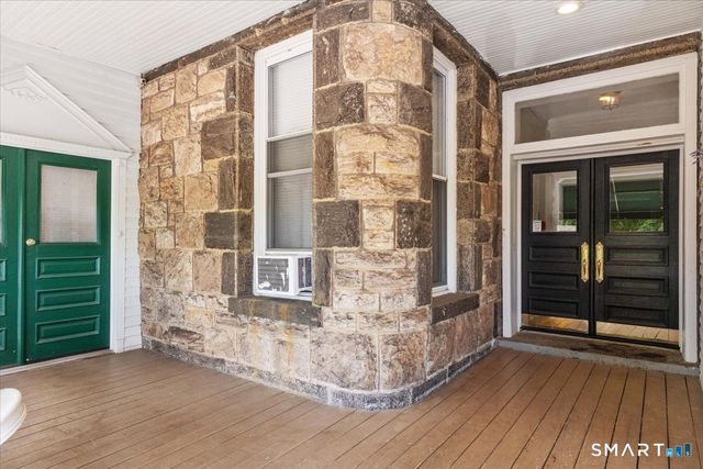 5 Hundley Court 2C, Stamford, CT 06902