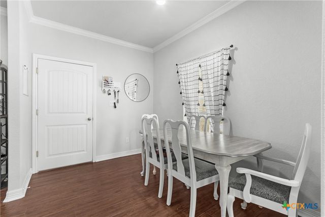 104 Avenue B, Moody, TX 76557