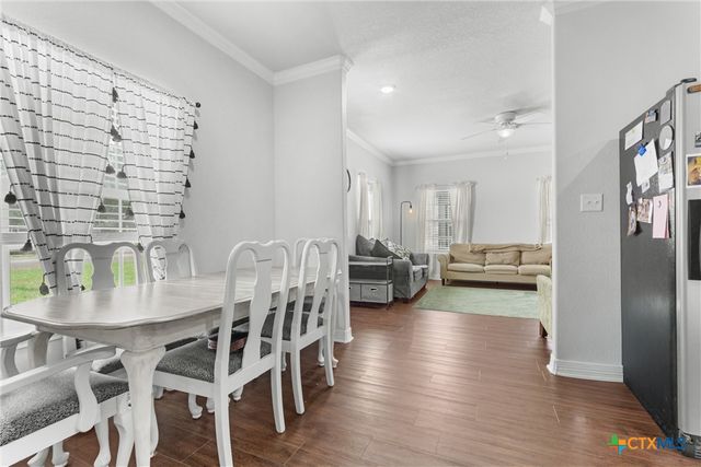 104 Avenue B, Moody, TX 76557