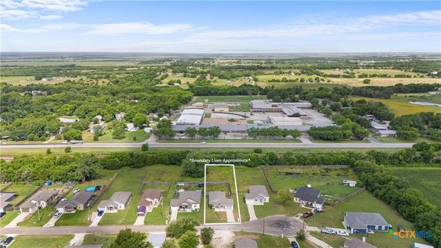 104 Avenue B, Moody, TX 76557