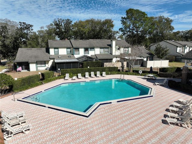 2871 BOULDER FALLS COURT, Apopka, FL 32703