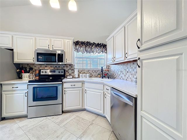 2871 BOULDER FALLS COURT, Apopka, FL 32703