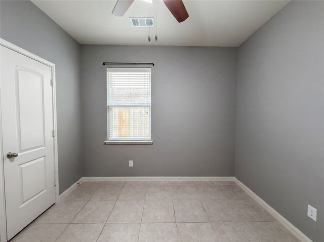 6020 Amber Cliff Lane, Fort Worth, TX 76179