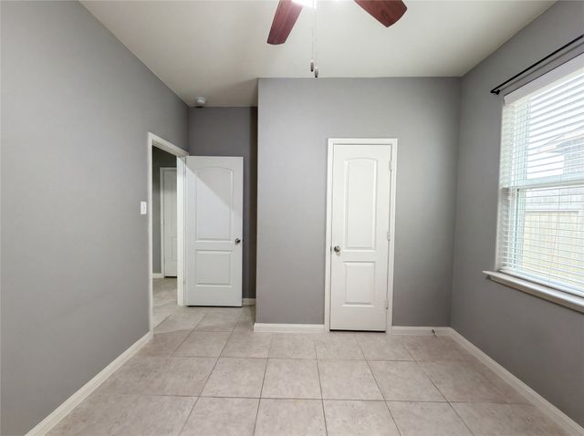 6020 Amber Cliff Lane, Fort Worth, TX 76179