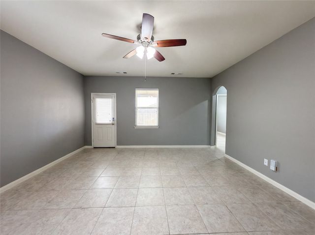 6020 Amber Cliff Lane, Fort Worth, TX 76179