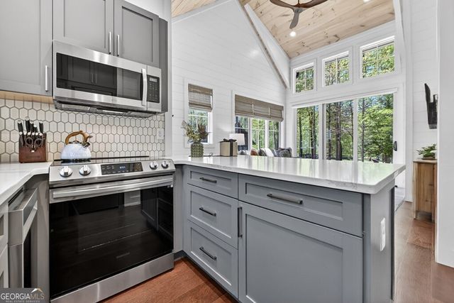 HC15 Old Toccoa Loop, Mineral Bluff, GA 30559